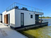 Hausboot Floating Haus Ankerplatz 7 in Ribnitz-Damgarten