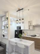 Lily - One Bedroom Unit with Veranda