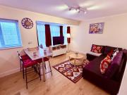 1BF-sleeps4-freeparking-pets-wifi- London 1BF-sleeps4-freeparking-pets-wifi- London