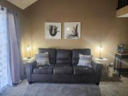 2BR Cozy Condo - Centrally Located - Stairs Required - FREE TICKETS INCLUDED - FC27-6