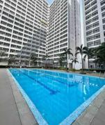 Luxury for Less next to BGC and Makati CBD