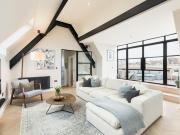 Modern 1 Bed with Roof Terrace Central Warwick Pass the Keys Modern 1 Bed with Roof Terrace Central Warwick Pass the Keys