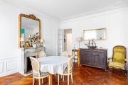 GuestReady- Modern Comfort near Parc Monceau for 6