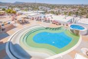Condos with Spectacular Views & Pool Onsite