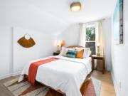 Hot Tub 5 Mins from Cedar Point Modern Updates