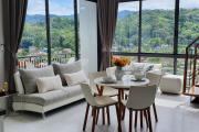 Stylish penthouse with panoramic views at Icon Park