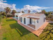 Kasa K - Slowlife in Binibeca