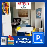 011 CHIC & COSY STUDIO 40m2 HYPERCENTRE WIFI SMART TV NETFLIX