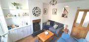 Meadvale - Lovely 3 Bed Victorian House