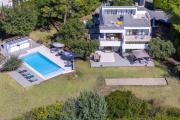 Beautiful 5 bedroom villa with sea view & pool Beautiful 5 bedroom villa with sea view & pool