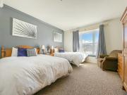 7 Guests 2BR 2BA Pool Hot Tub & Game Room at CBL