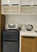 Cozy Studio Unit Near Mines View