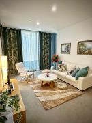 Bamboo Grove Retreat with Infinity Pool 竹林幽居无边泳池