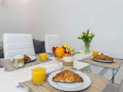 Izabellas Luxury Suite Downtown