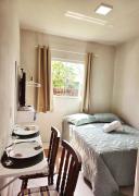 Studio com ar condicionado e estacionamento gratuito próximo ao aeroporto e praias