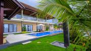 Luxurious, Seaview, Private Pool, 3-Bedroom Villa in Seraya