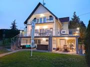 "Unique" Comfortable holiday residence