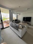 Surf and Sand Seaside Stay