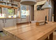 Enjoy The Atmosphere In Wooden Summer House By The Bay