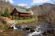 Creekside Lodge