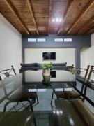 Departamento centro Maipú Mza, sobre ruta del vino, equipado para 4 personas