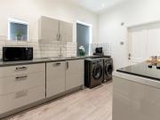 Tettenhall Lodge Apartment