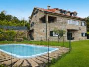 Granite House by Tâmega with Pool