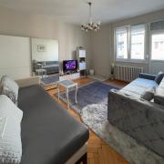 Square View Apartment