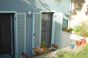 Design Studio 9 with private patio in central villa Design Studio 9 with private patio in central villa