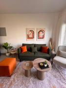 Privado by Manazil, 22, Elegant 2BR, Hotel-Style Living