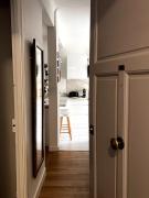 One Bedroom apartment in Cannes Center a few steps from the Croisette and the Martinez Hotel - 2032