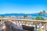 Stunning 3 bedrooms with a sea view terrace Stunning 3 bedrooms with a sea view terrace