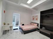 Spacious, warm and cozy studio Spacious, warm and cozy studio