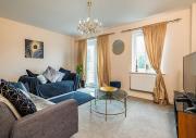 Letto Serviced Accommodation -Sleeps 7 - PE7 - FREE Parking