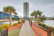 6th-Floor Oceanfront Myrtle Beach Condo with Balcony