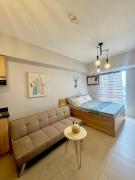 Avida Riala Towers Condotel