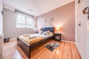 Leos Place in Mile End 2 Double Beds, 1 Bunk Bed, Max 6, Spacious, Ideal for Families