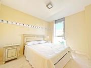 Topfloor apartment with terrace and sea views