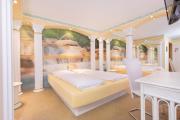 NEU 1001 Nacht Superzimmer mit eigener Sauna oder Wasserbett