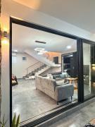 Luxury 6BR Villa Flic en Flac