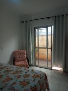 Quarto Privado com Banheiro Compartilhado