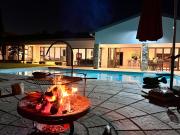 Luxurious, spacious & central