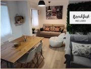 Apartamento entero con desayuno incluido y parking gratuito, a 3 km de playa con aire acondicionado