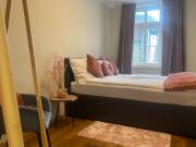 J22 - Fullhouse - Apartments - Fussgängerzone - Netflix