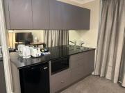 Wyndel Apartments Large Studio Sydney CBD