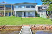 Balmoral Waterfront Escape at Lake Macquarie