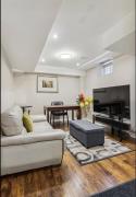 Comfortable & Cozy 2BR Hideaway Basement Appartment