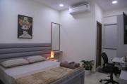 Yendluris QueenBed Room1 -Kondapur