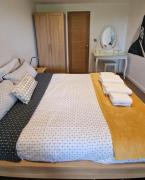 Relaxing Room With Ensuite Rutland Point Relaxing Room With Ensuite Rutland Point