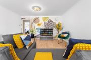 Peaceful Escape In Hertfordshire FREE PARKING 2 Bed 2 Bath